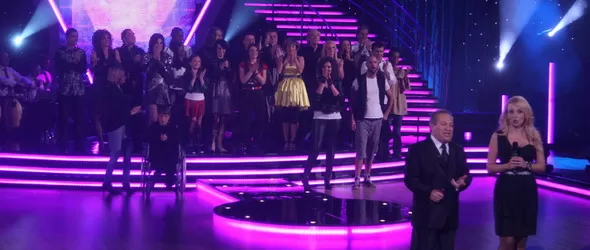 Сцената на Bailando отесня