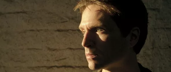 Ричард Маркс води домочадието в България