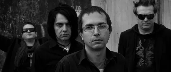 Гравити Ко. представят нов материал в Social Club