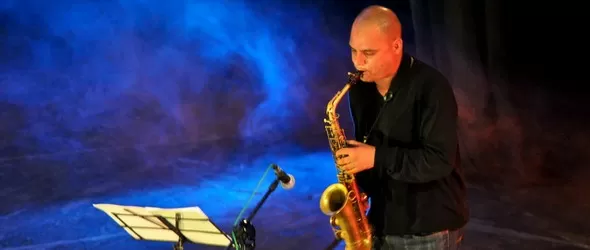 Митко Льолев сакс октет в Soul In Da Hole