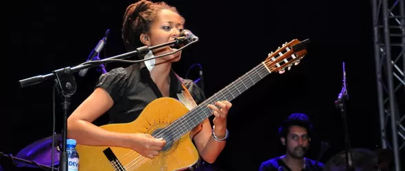 Сара Тавареш се завръща в България през 2011