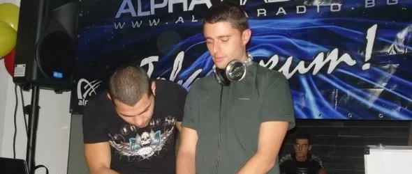 Още български диджеи със собствени предавания по Алфа радио