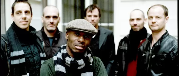 Австрийските трип-хоп реформатори Софа Сърфърс за пръв път у нас