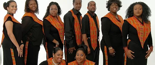 Харлем Госпъл хор и цигански оркестър в Станция Нова