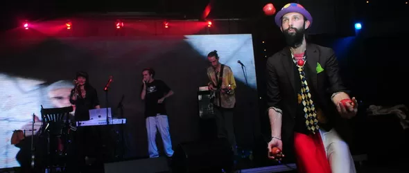 Tripple A подариха щастие на 400 души