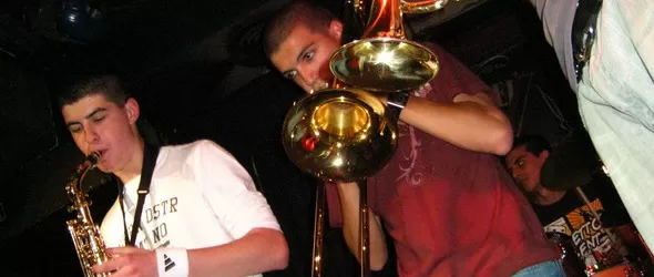 Голям купон: FunkY SundayS със Southwick и Mr. Brown Sugar