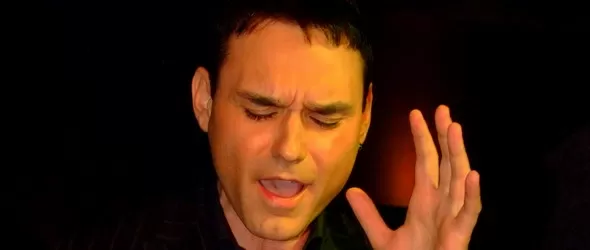 Краси Аврамов записа своя версия на Тиха нощ, свята нощ