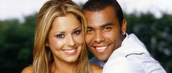 Ашли Коул разплака Черил на Коледа