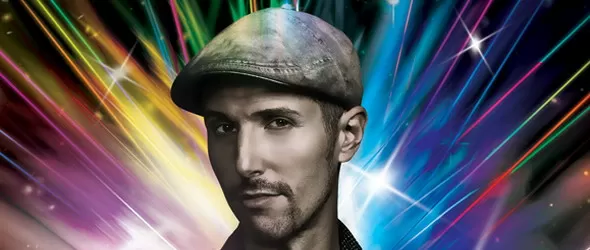 Джош Уинк врътка в клуб Червило за Нова година