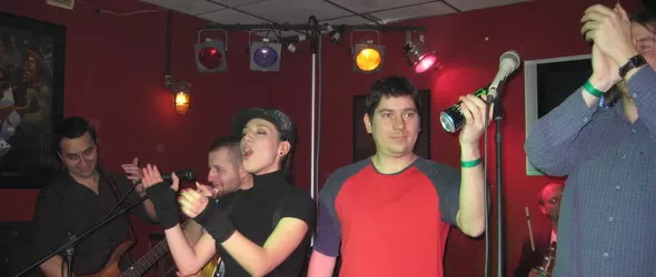 Ръцете горе за ОувърГейм и Ювиги!