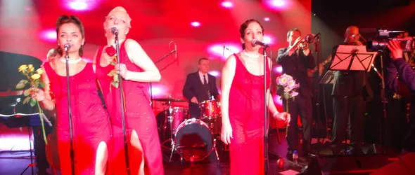 Порция суинг за 800 души