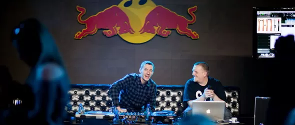 Британски корифеи раздадоха акъл и опит на Red Bull Music Academy