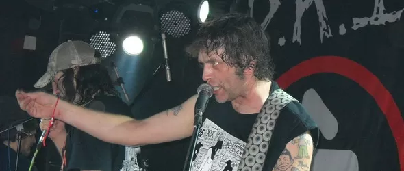 D.R.I: нос до нос общуване с публиката. Започна се...