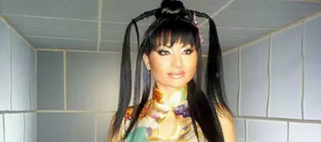 Софи Маринова записа дует с политически лидер