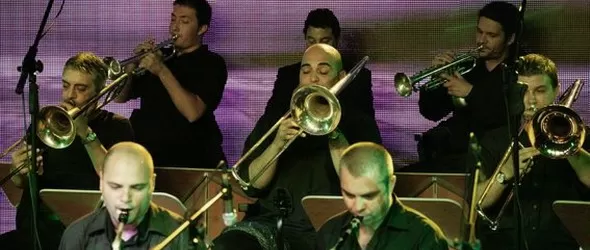 Неделни емоции с биг бенд Брас асоциация