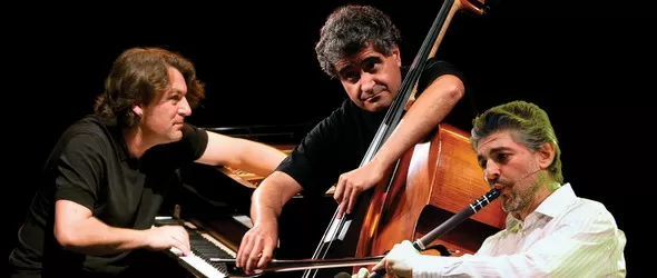 Виртуозно! Free Flamenco Trio в зала България на 18 юни