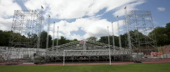 Започнаха да строят сцената за Sofia Rocks 2011