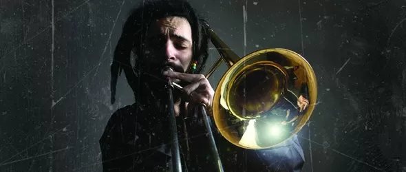 Eyesburn свирят песни от саундтрака на Munje в София