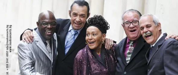 Мед и лимони за Omara Portuondo в България