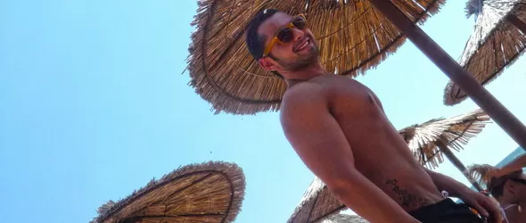 Живко Добрев записва парче на румънски композитор