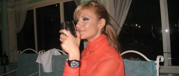 Анелия разпуска в Солун през уикенда