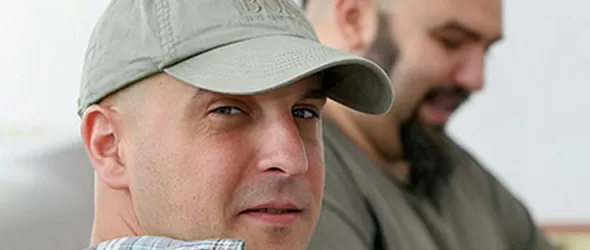 Светльо Витков подава лично в ЦИК документите си за президент