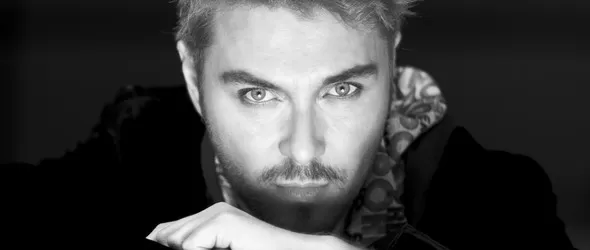 Какво побърква Миро преди да излезе на сцената?