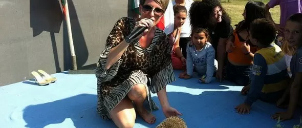 Подариха таралеж на Джина Стоева