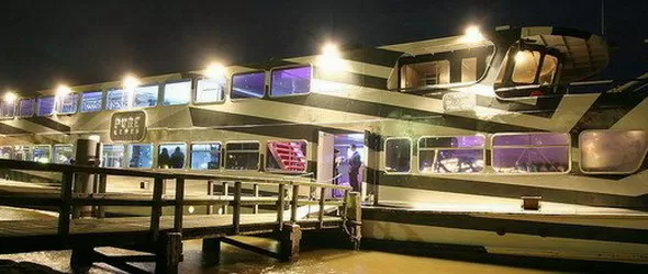 На борда на Рure Liner в най-дълбоките води на електрониката