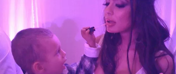 Лияна с рокля за 4 000 евро на участие