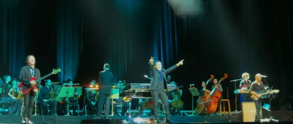 Пух в София: ефектен спагети-рок под олекотена завивка