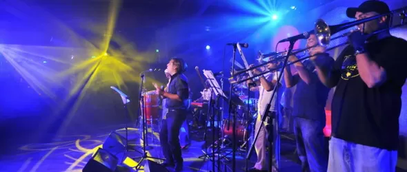 Възкресяват хита на Стефан Воронов Урок по танци