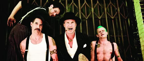 Red Hot Chili Peppers най-после ще свирят в България!