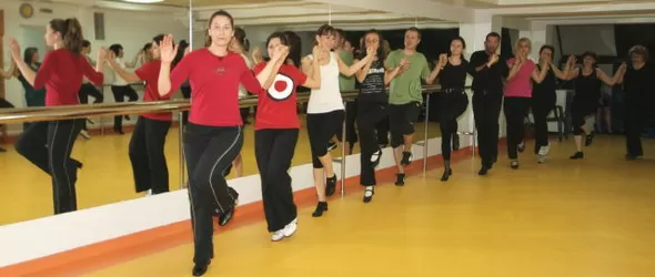 Бургас танцува в дните преди Коледа