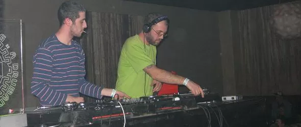 Дръм и Басс зимнина: ГМО компоти от ново поколение