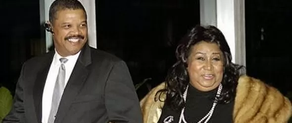 Aretha Franklin под венчило за трети път