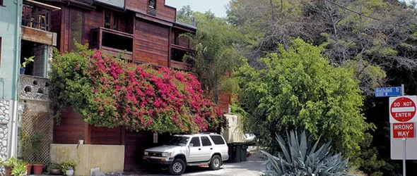 Изгоря къщата на Jim Morrison в Холивуд