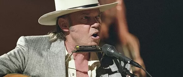 Neil Young отново ще записва с бандата Crazy Horse