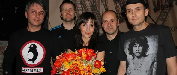 51 лалета за фронтдамата на Мери Бойс Бенд - Мария Мутафчиева