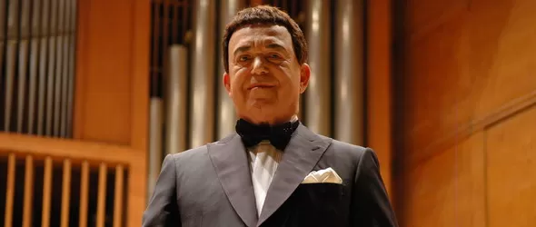 Йосиф Кобзон пя Една българска роза на последната си изява у нас