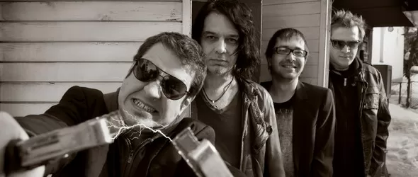 Гравити Ко. свирят новото си парче ApeMan в Sofia Live Club