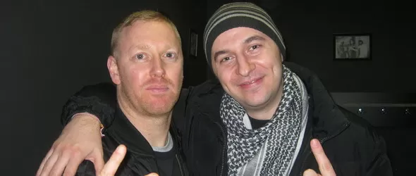 Duncan Patterson и Mental Architects в едър план по Фрактура