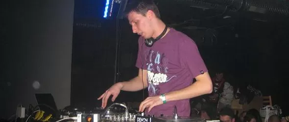 Мелодичният аудио-визуален сет на SAVA - шарения преди Цветница