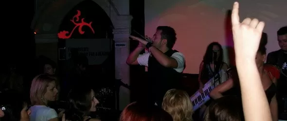 Плеяда от звезди на финалния концерт от турнето на Графа