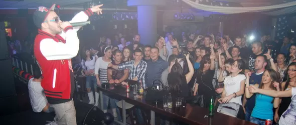 Криско с песен за предястие