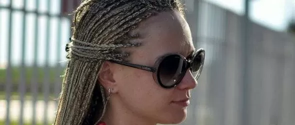 Лора Караджова показа нова визия на турнето на Box TV