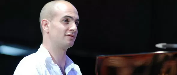 Спечели двойна покана за концерта на Шай Маестро