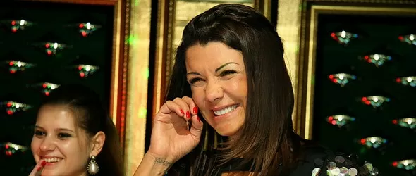 Кали пя за пушачите под открито небе в Playhouse