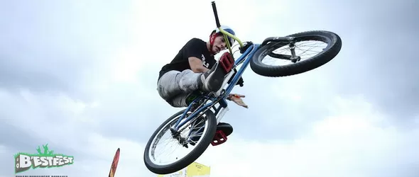 Кой спечели тридневна покана за B еst Fest