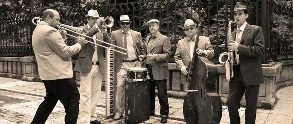 Бен Крос пее, Мишо Йосифов секстет му свири